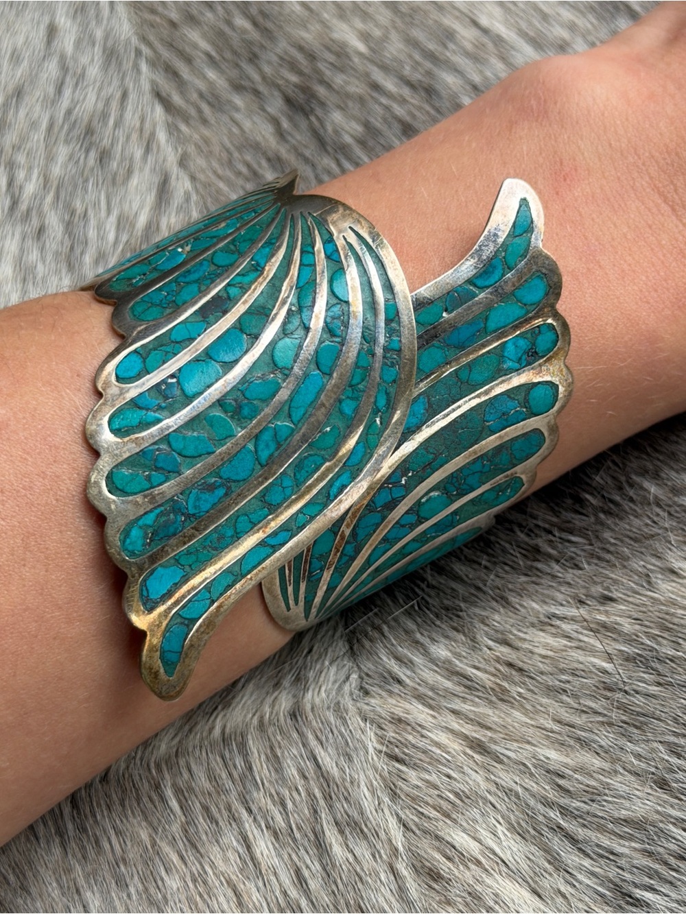 Stunning Vintage Mexican Sterling Silver & Turquoise Inlay Cuff